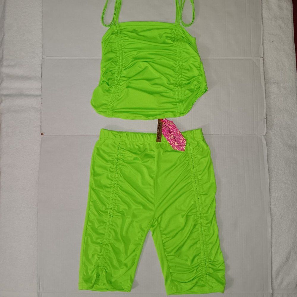 TRUE ROCK NEON GREEN TWO PIECE SHORT SET SIZE LARGE